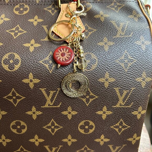 FLOATING RING PENDANT Bag Charm Gold Tone ⭕ - Picture 5 of 8